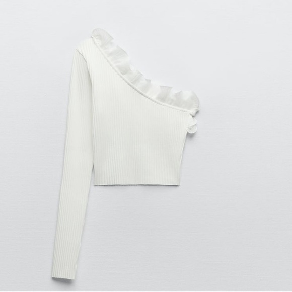 NWT zara asymmetrical white top - Picture 4 of 6